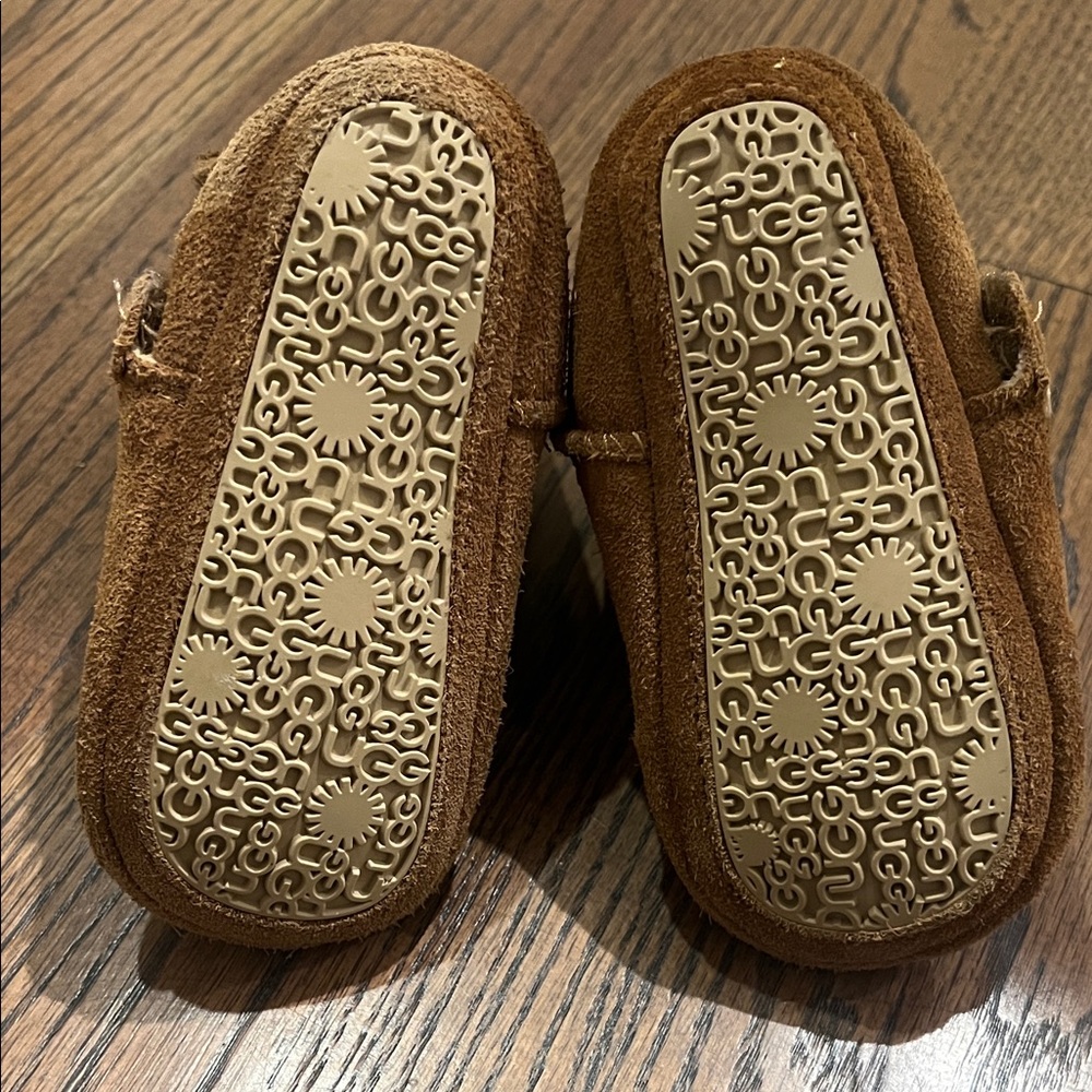 UGG Brown Baby Walker Shoes - Picture 7 of 7